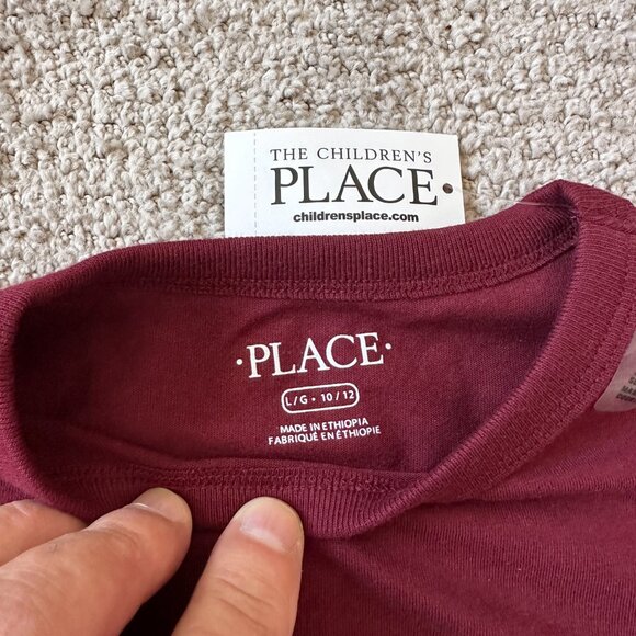 THE CHILDREN'S PLACE BOYS SHORT SLEEVE TEXTBOOK TEE GRAPHIC BURGUNDY, L/G -10/12 - Picture 2 of 8